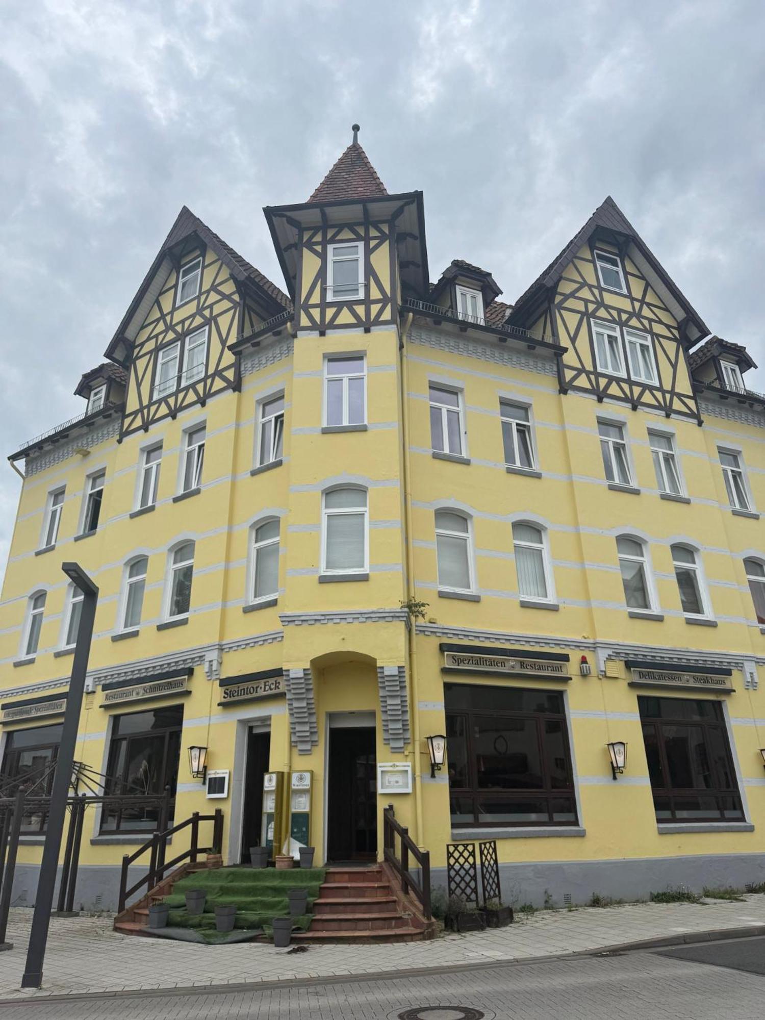 Gehrden  Moderne 4 Zimmer Apartment Mit Bergblick Stadtzentrum Contactless Check-In מראה חיצוני תמונה